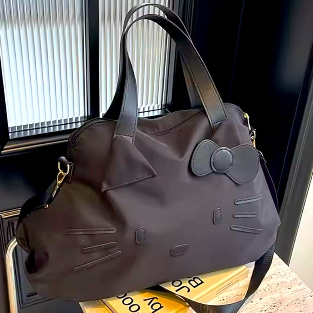 Hello Kitty Bag - Picture 2 of 5